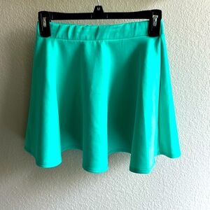 Body central S skirt green